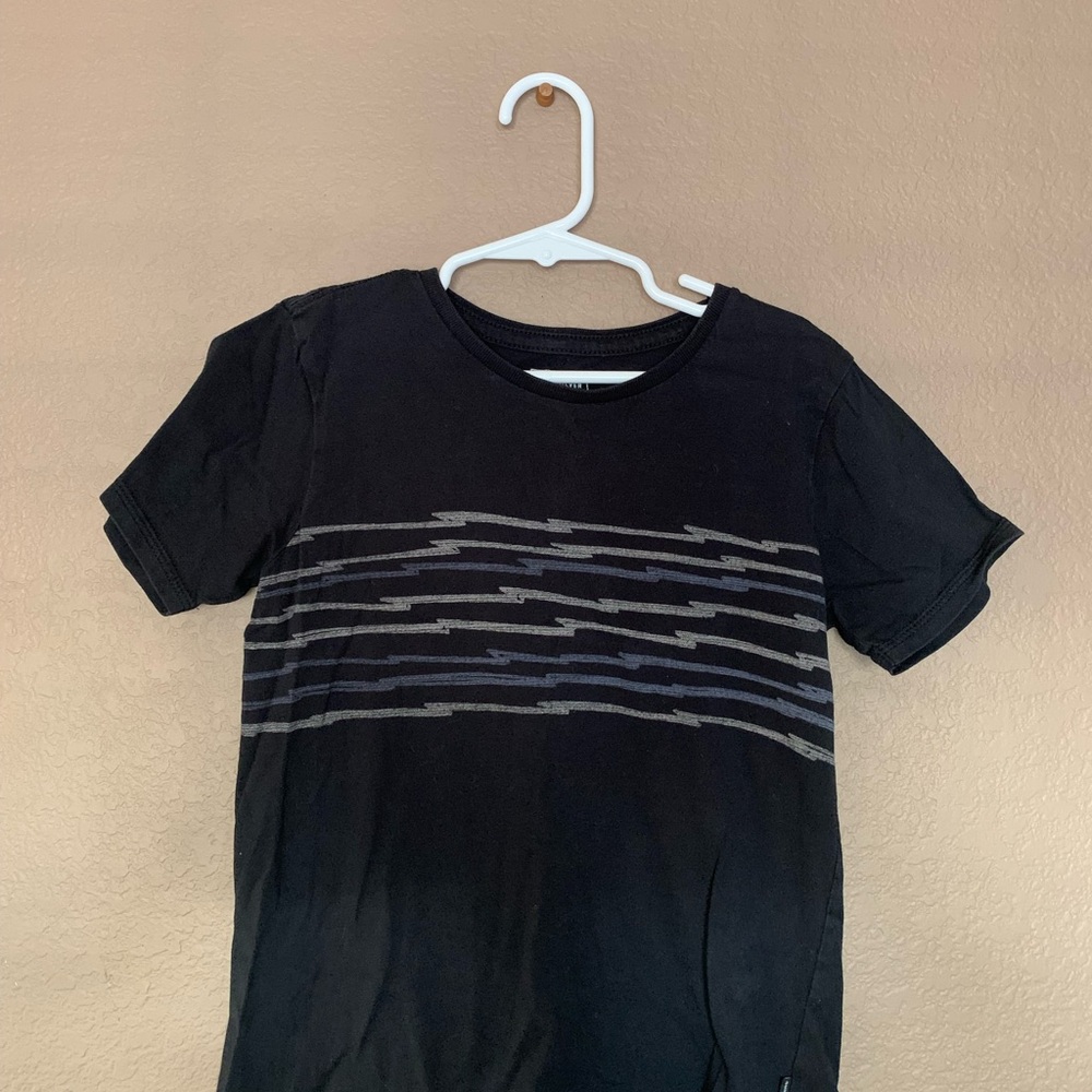 Quiksilver Black Short Sleeve Tee with Artistic Stripes